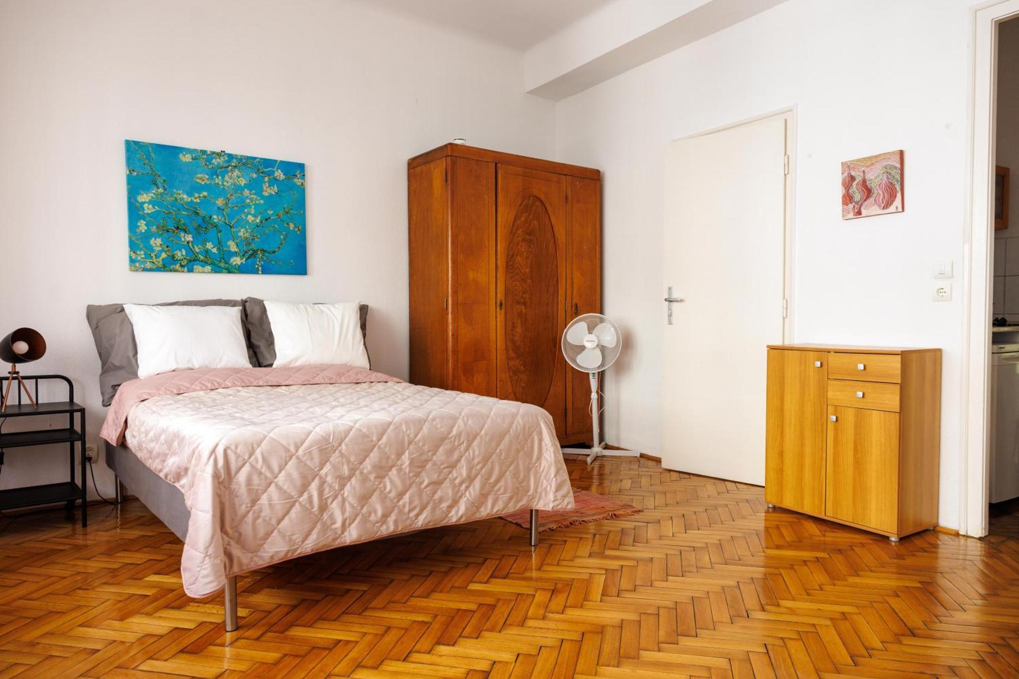 Studio With Terrace In Heart Of The City Budapest Esterno foto
